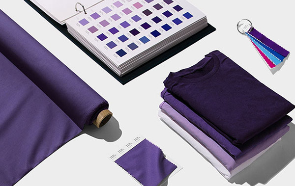 PANTONE 2018年度色：紫外光色（18-3838）(图4)